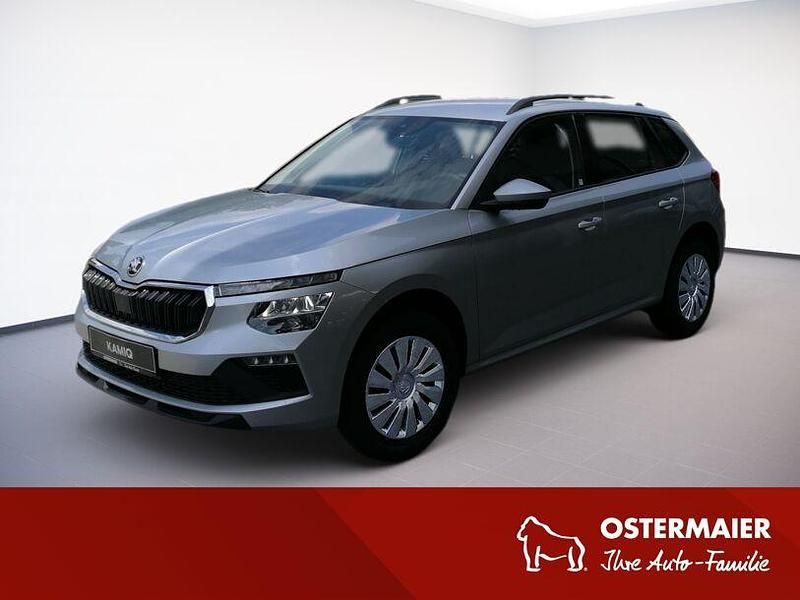 Brillantsilber Gebraucht 2024 Skoda Kamiq Essence SUV | 20.480 € (Fairer Preis) - Bild 1/4