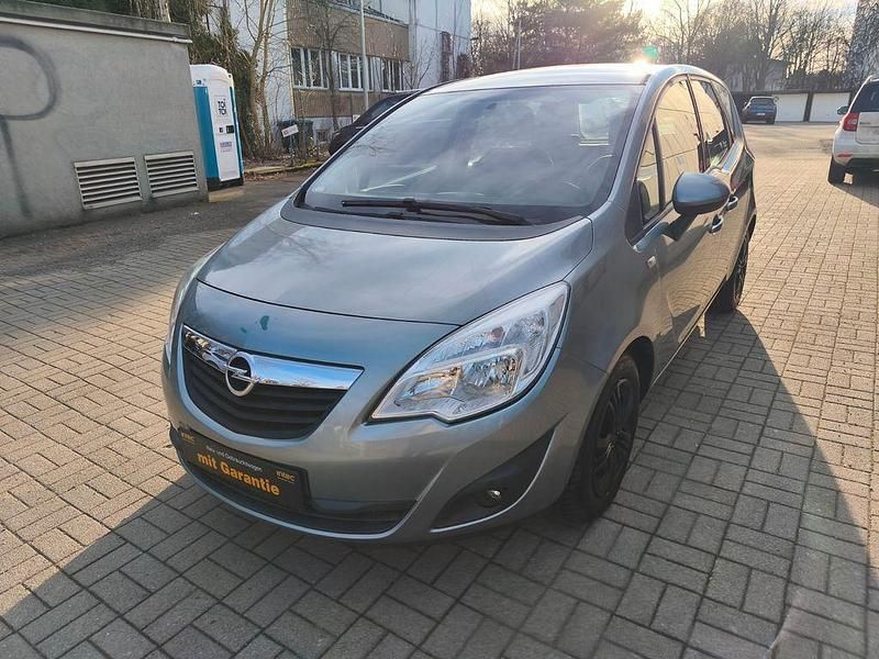 Gebraucht Opel Meriva Edition 101 PS (74 kW) 2010 Silber Van / Kleinbus