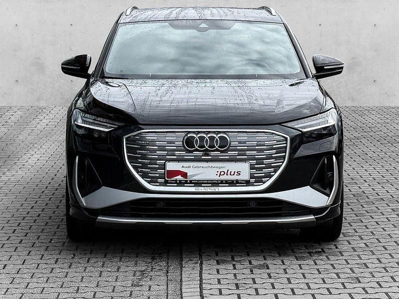 Gebraucht Audi Q4 e-tron S-Line 210 kW (286 PS) 2025 Schwarz SUV