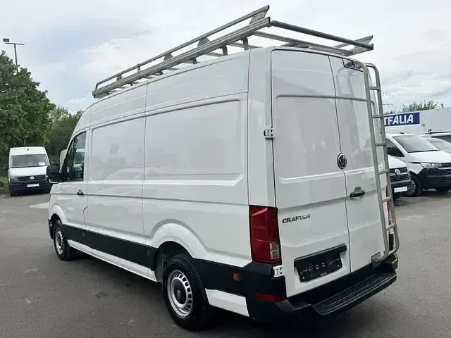 Gebraucht VW Crafter 140 PS (102 kW) 2021 Candyweiß Van