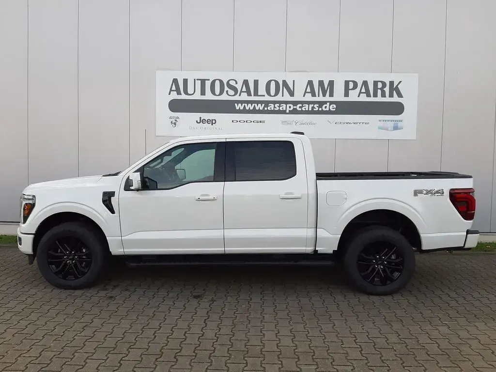 Neu Ford V8 Lariat 405 PS (297 kW) 2025 Weiß SUV