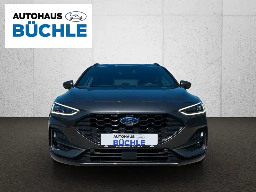 Gebraucht Ford Focus ST-Line X 155 PS (114 kW) 2026 Grau Limousine