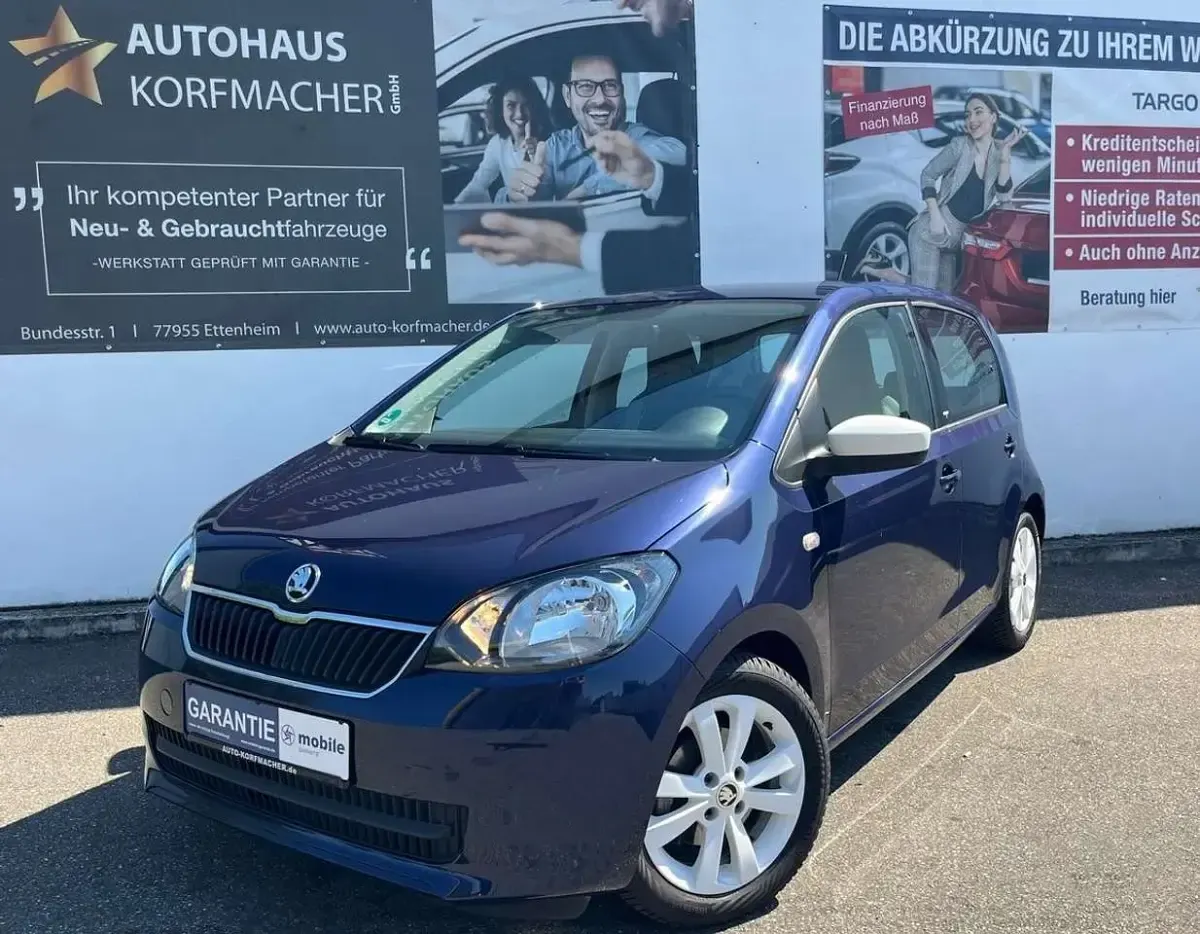 Gebraucht Skoda Citigo 60 PS (44 kW) 2015 Dark saphire (metallic) Kleinwagen