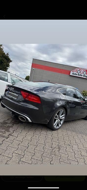 Schwarz Gebraucht 2011 Audi A7 Sportback Ambiente Kleinwagen | 17.000 € (Etwas zu teuer) - Bild 1/4
