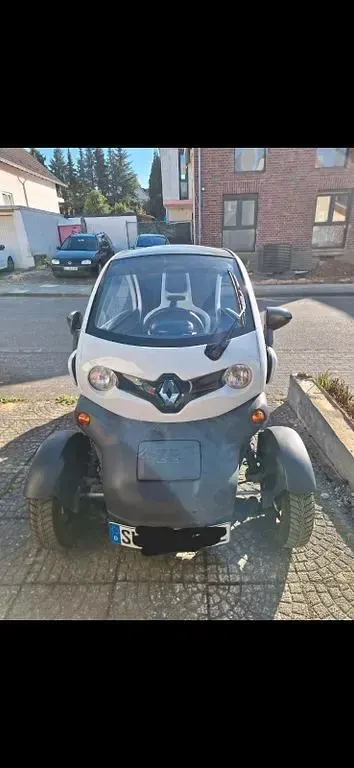 Gebraucht Renault Twizy 11 kW (15 PS) 2015 Schwarz Kleinwagen