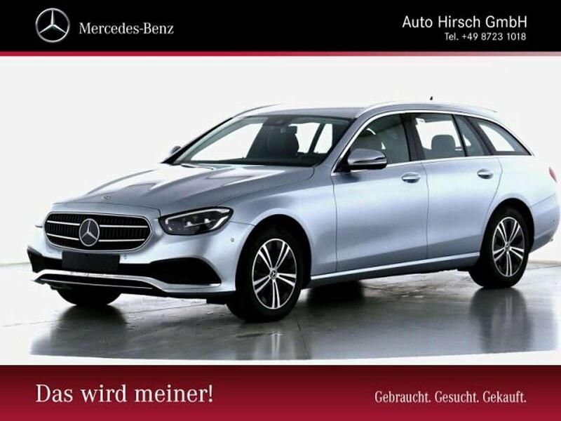 Lack hightechsilber Gebraucht 2022 Mercedes E220 Avantgarde Kombi | 35.690 € (Guter Preis) - Bild 1/4