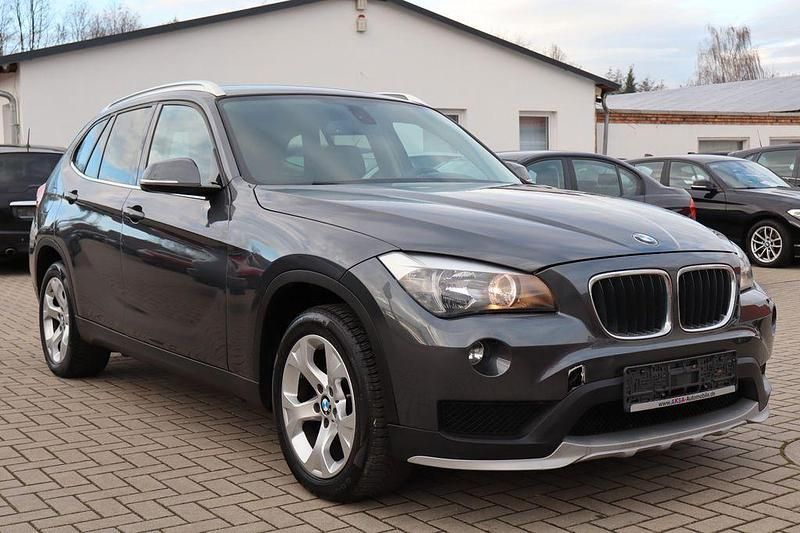 Gebraucht BMW X1 116 PS (85 kW) 2015 Grau SUV