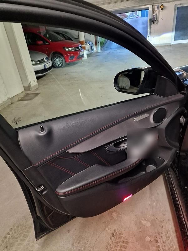 Schwarz Gebraucht 2017 Mercedes C43 AMG AMG Kombi | 28.000 € (Guter Preis) - Bild 1/4