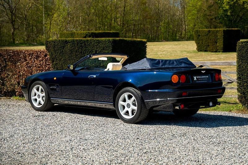 Gebraucht Aston Martin V8 354 PS (260 kW) 2000 Blau Coupé