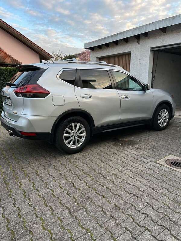 Silber Gebraucht 2019 Nissan Rogue SUV | 14.000 € - Bild 1/4