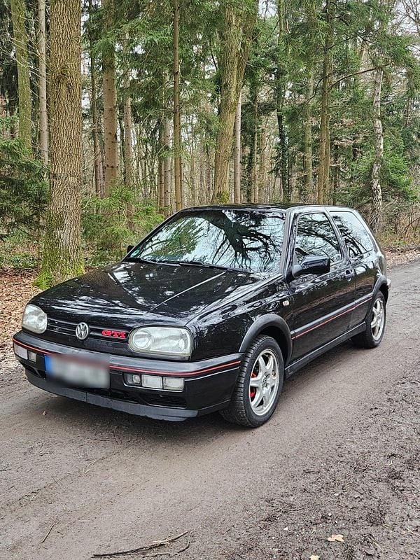 Schwarz Gebraucht 1995 VW Golf III GTI Kleinwagen | 3.490 € - Bild 1/4