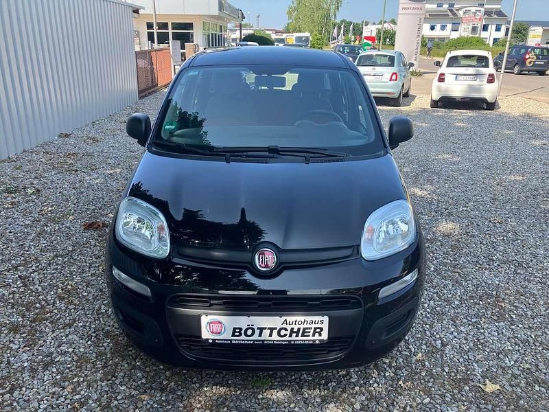 (cinema schwarz) Gebraucht 2016 Fiat Panda Pop Kleinwagen | 6.890 € (Fairer Preis) - Bild 1/4