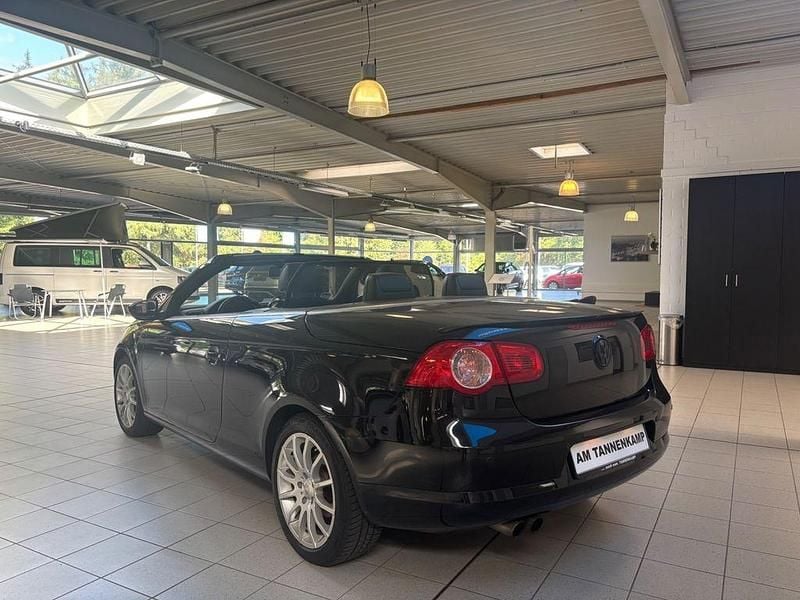 Gebraucht VW Eos 211 PS (155 kW) 2009 Deep black perleffekt (metallic) Cabrio
