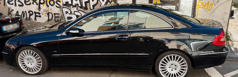 Gebraucht Mercedes CLK320 224 PS (164 kW) 2008 Schwarz Coupé