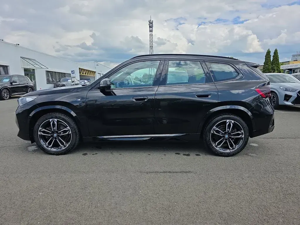 Second-hand BMW X1 M Sport 211 CP (155 kW) 2023 Negru SUV
