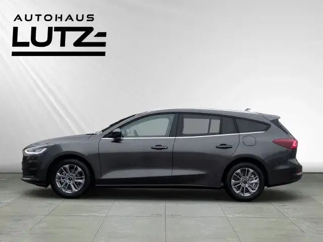 Neu Ford Focus Titanium 155 PS (114 kW) 2025 Magnetic metallic Kombi