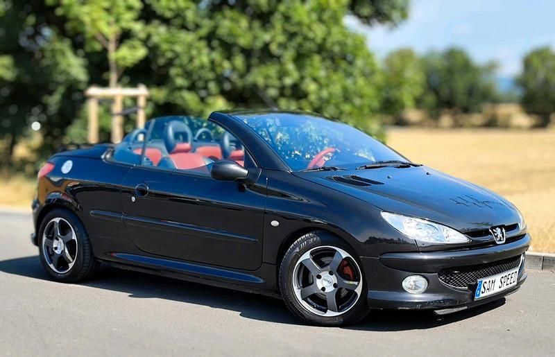 Schwarz Gebraucht 2003 Peugeot 206 CC Sport Cabrio | 2.999 € (Etwas zu teuer) - Bild 1/4