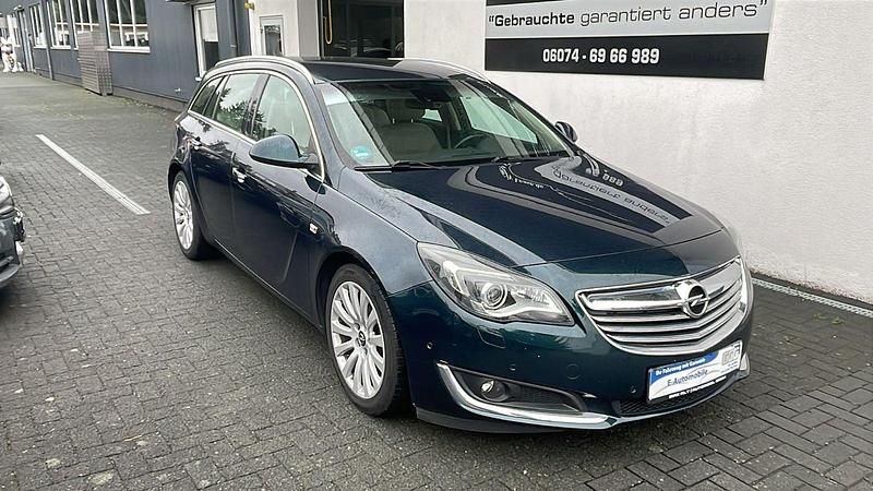 Grün Gebraucht 2014 Opel Insignia Kombi | 8.360 € (Fairer Preis) - Bild 1/4
