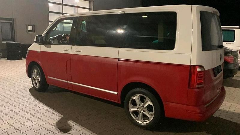 Gebraucht VW Multivan Generation Six 204 PS (150 kW) 2016 Rot Van