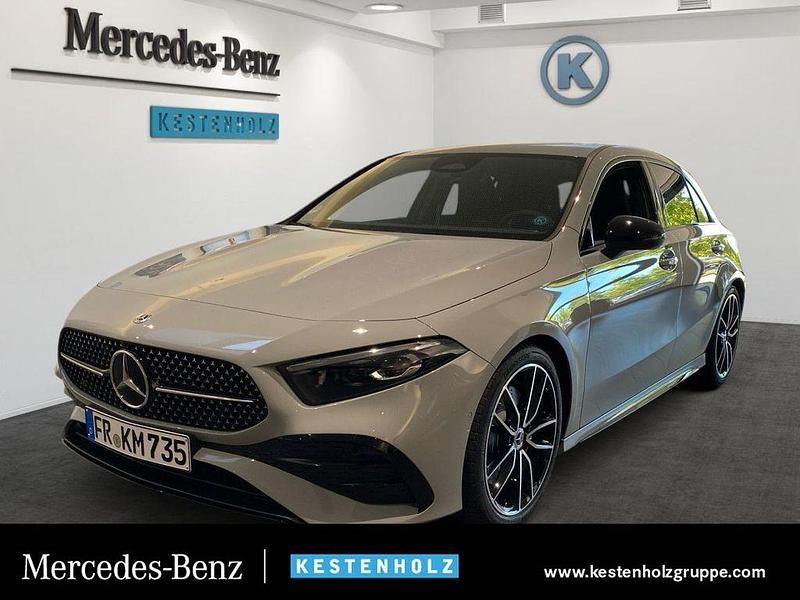 Grau Gebraucht 2025 Mercedes A250 AMG Limousine | 44.850 € (Teuer) - Bild 1/4