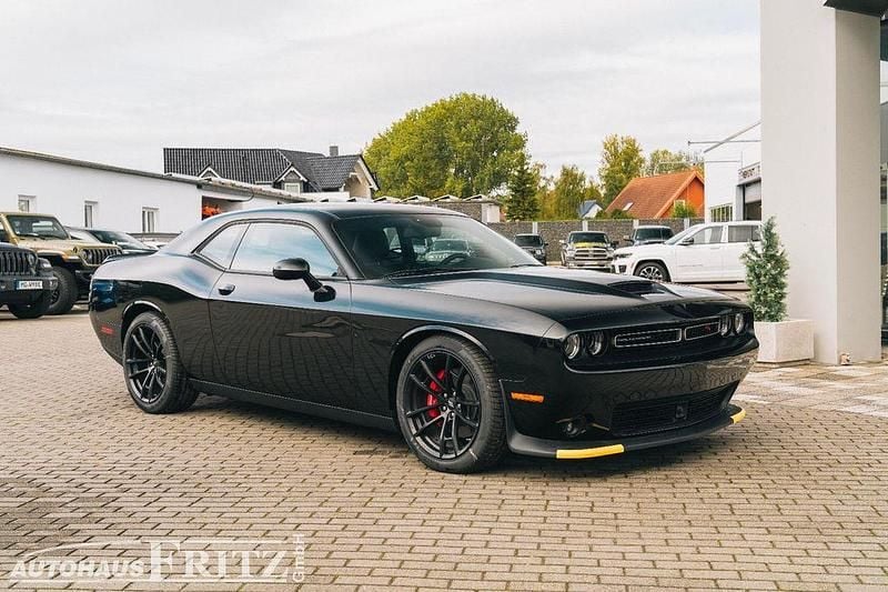 Neu Dodge Challenger 375 PS (275 kW) 2025 Grün Coupé
