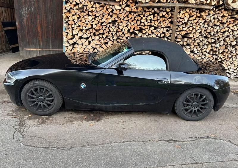 Gebraucht BMW Z4 150 PS (110 kW) 2005 Schwarz Cabrio