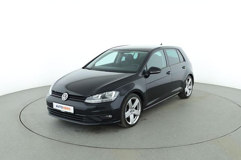 Gebraucht VW Golf VII Comfortline 125 PS (91 kW) 2017 Limousine