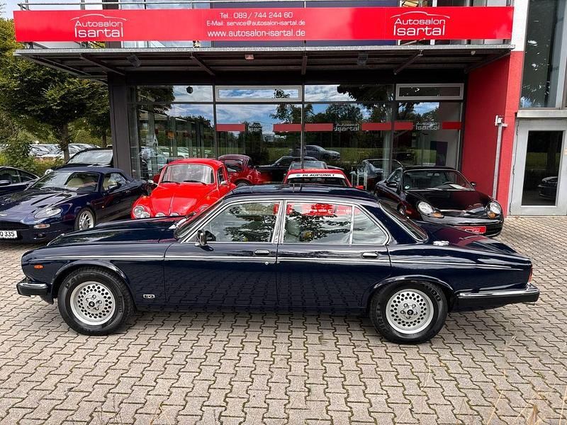 Purple ($2) Gebraucht 1993 Jaguar XJ12 S Limousine | 24.900 € - Bild 1/4