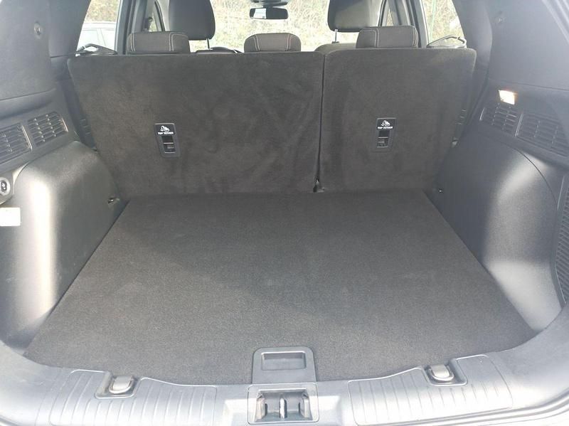 Gebraucht Ford Kuga Titanium 224 PS (164 kW) 2022 Frozenwhite SUV