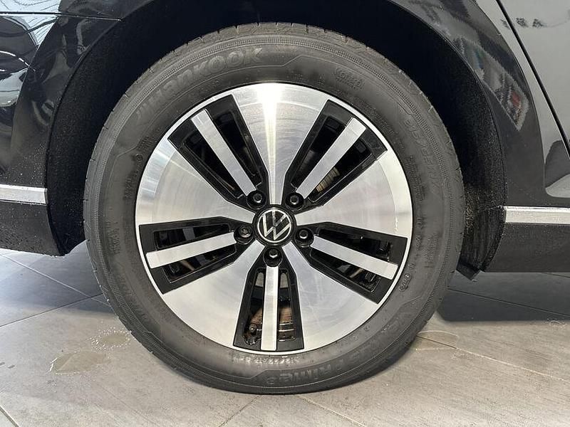 Gebraucht VW Passat GTE 218 PS (160 kW) 2022 Deep black Kombi