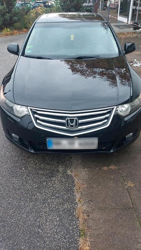 Schwarz Gebraucht 2008 Honda Accord Comfort Kleinwagen | 7.800 € - Bild 1/4