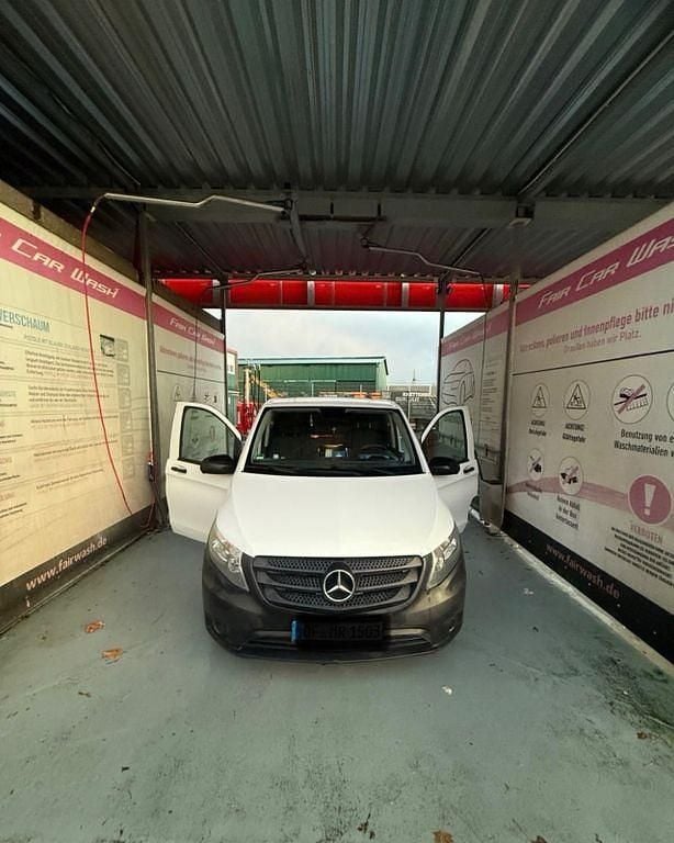 Gebraucht Mercedes Vito 88 PS (64 kW) 2015 Weiß Van