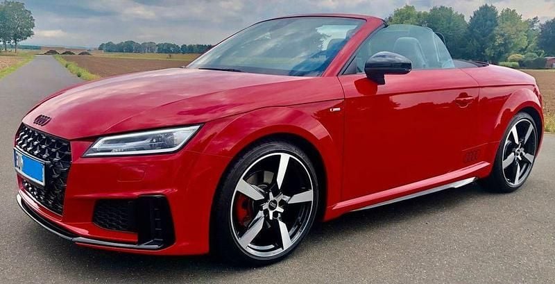 Gebraucht Audi TT Competition 197 PS (144 kW) 2022 Rot Cabrio