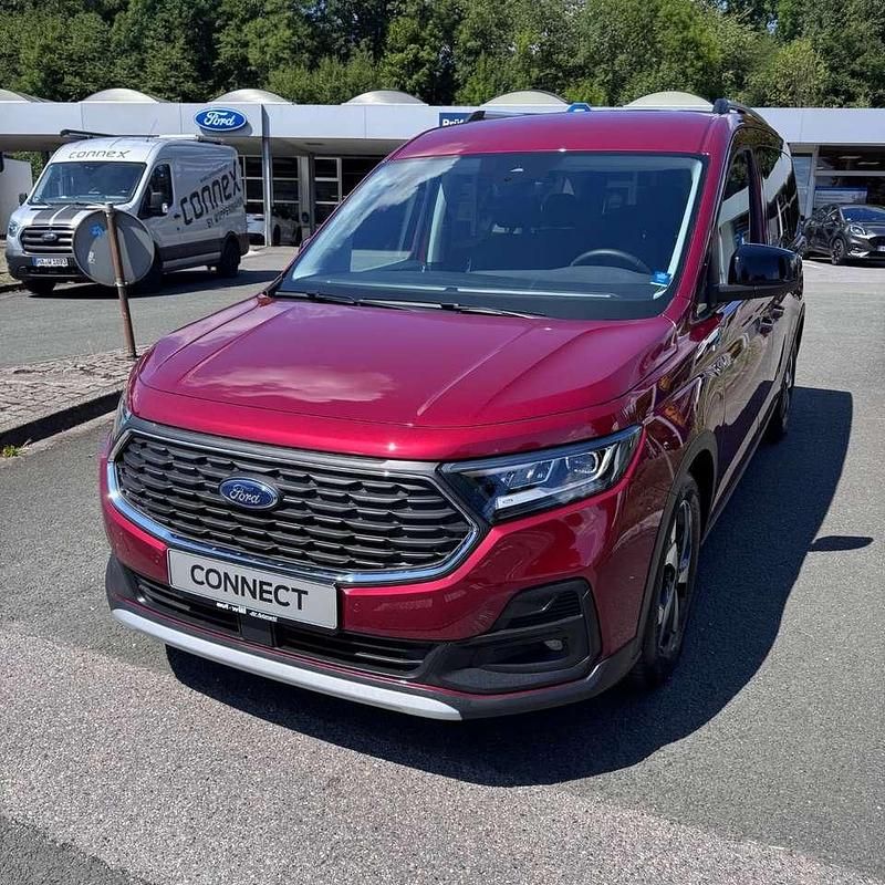 Gebraucht Ford Grand Tourneo Connect Active 122 PS (89 kW) 2024 Rot Van / Kleinbus