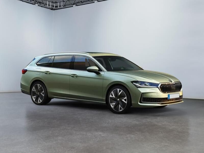 Waehlbar Neu 2024 Skoda Superb LAURIN & KLEMENT Kombi | 46.250 € (Superpreis) - Bild 1/4