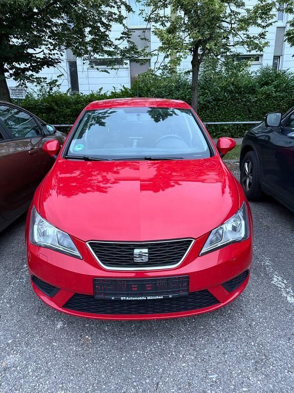 Rot Gebraucht 2014 Seat Ibiza Reference Limousine | 5.200 € (Fairer Preis) - Bild 1/4