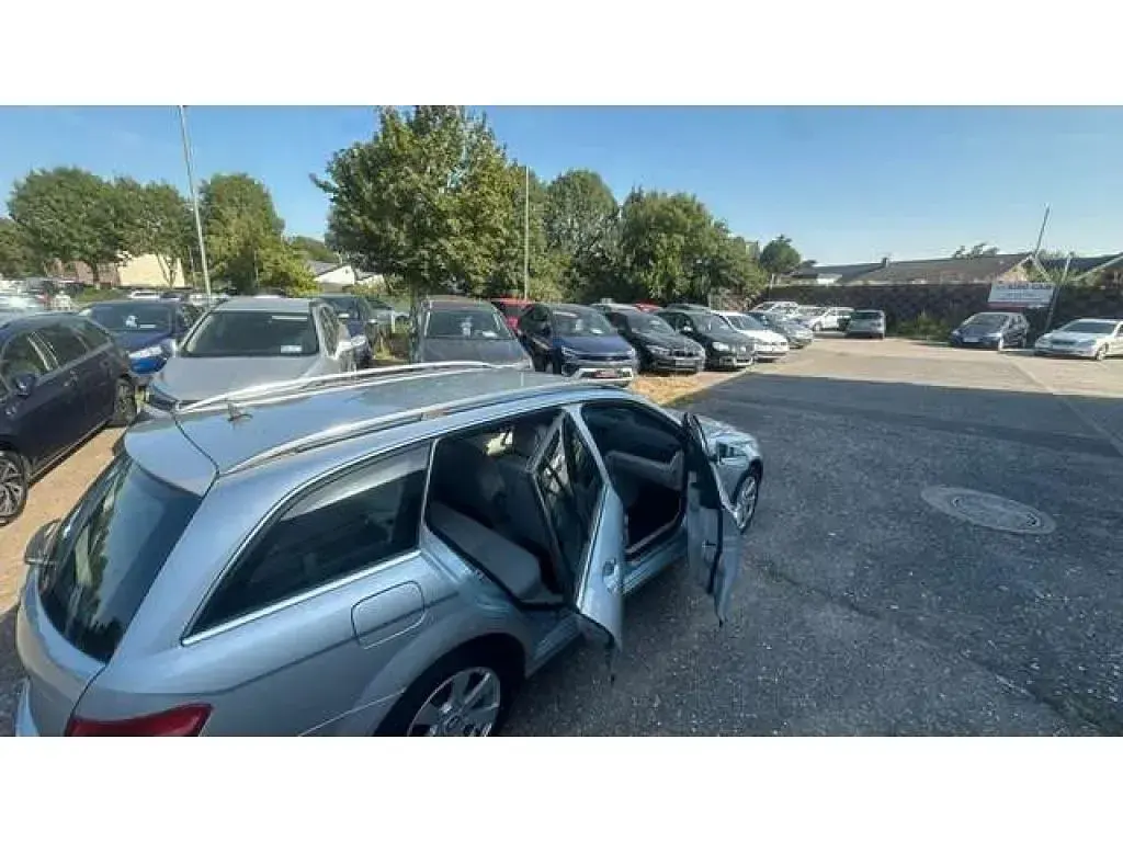 Gebraucht Mercedes 230 204 PS (150 kW) 2009 Iridiumsilber (metallic) Kombi