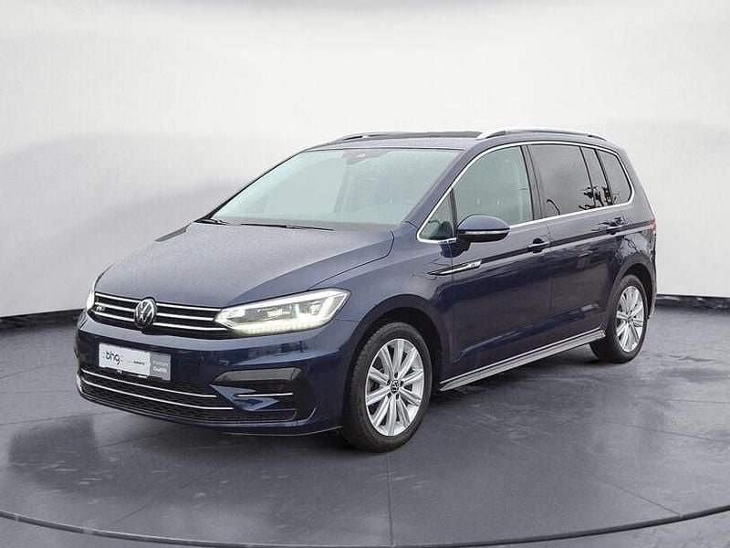 Gebraucht VW Touran Highline 150 PS (110 kW) 2025 Atlantik blue metallic Van / Kleinbus