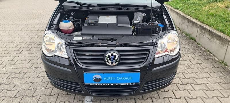 Gebraucht VW Polo Trendline 64 PS (47 kW) 2005 Schwarz Kleinwagen