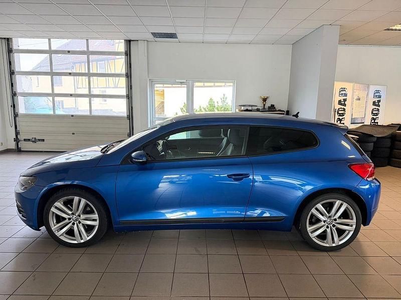 Gebraucht VW Scirocco Sport 160 PS (117 kW) 2009 Blau Coupé