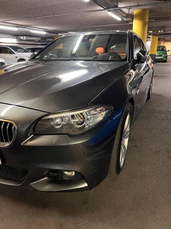 Grau Gebraucht 2015 BMW 530 Comfort Edition Kombi | 19.500 € (Fairer Preis) - Bild 1/4