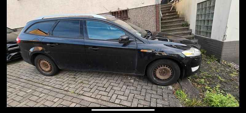 Gebraucht Ford Mondeo 140 PS (102 kW) 2008 Schwarz Kombi