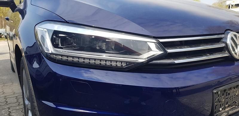 Używany VW Touran 150 KM (110 kW) 2017 Niebieski Minivan