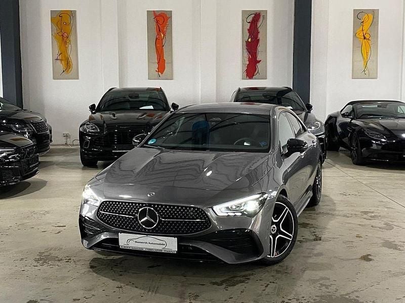 Grau Gebraucht 2025 Mercedes CLA180 Advanced Plus Limousine | 31.790 € (Superpreis) - Bild 1/4