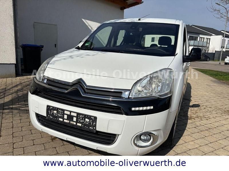 Gebraucht Citroën Berlingo 114 PS (83 kW) 2012 Weiß Van / Kleinbus