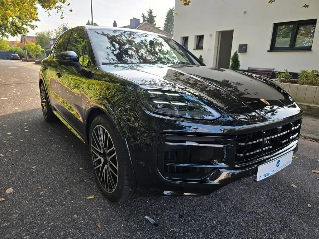 Gebraucht Porsche Cayenne Sport 475 PS (349 kW) 2024 Schwarz SUV