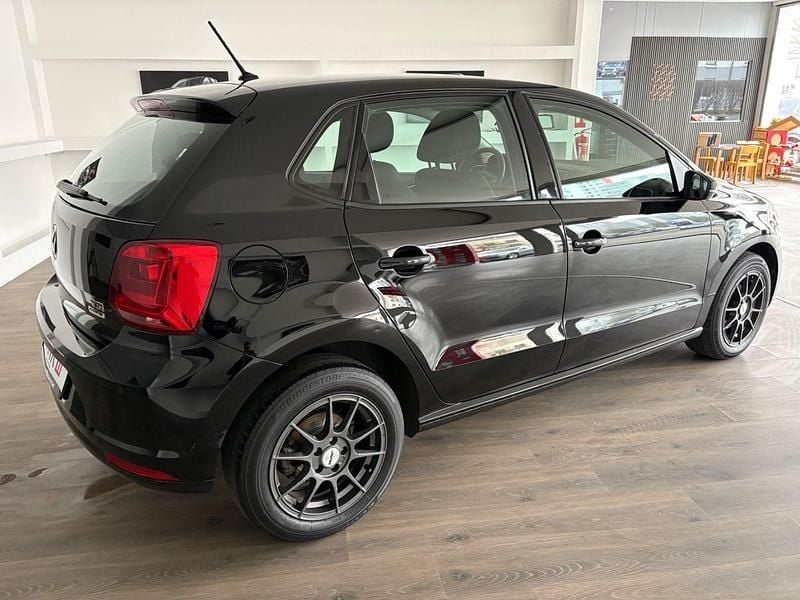 Gebraucht VW Polo Comfortline 90 PS (66 kW) 2016 Schwarz Kleinwagen