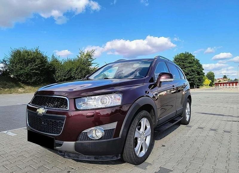 Braun Gebraucht 2013 Chevrolet Captiva LTZ SUV | 8.500 € (Fairer Preis) - Bild 1/4