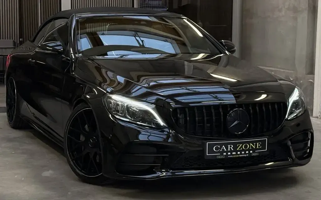 Gebraucht Mercedes C180 AMG line 156 PS (114 kW) 2019 Schwarz Cabrio