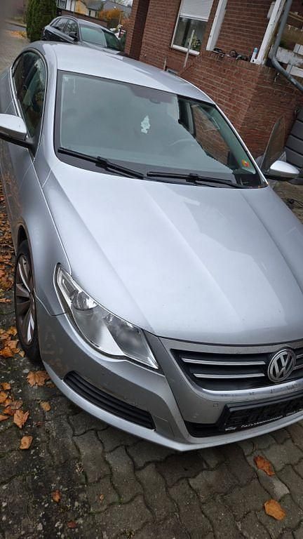Grau Gebraucht 2010 VW CC Limousine | 4.200 € (Guter Preis) - Bild 1/4